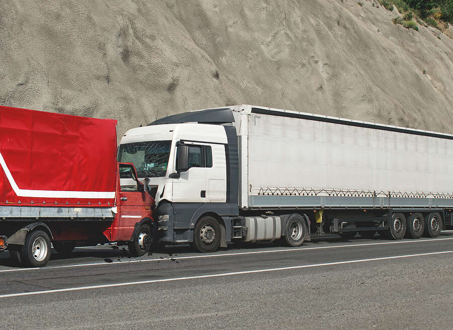 Truck accident involving an FMCSA violation